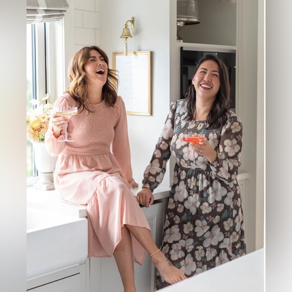 Jillian Harris Jilly Box MAD ABOUT STYLE: GRACE MIDI DRESS - Picture 3 of 3